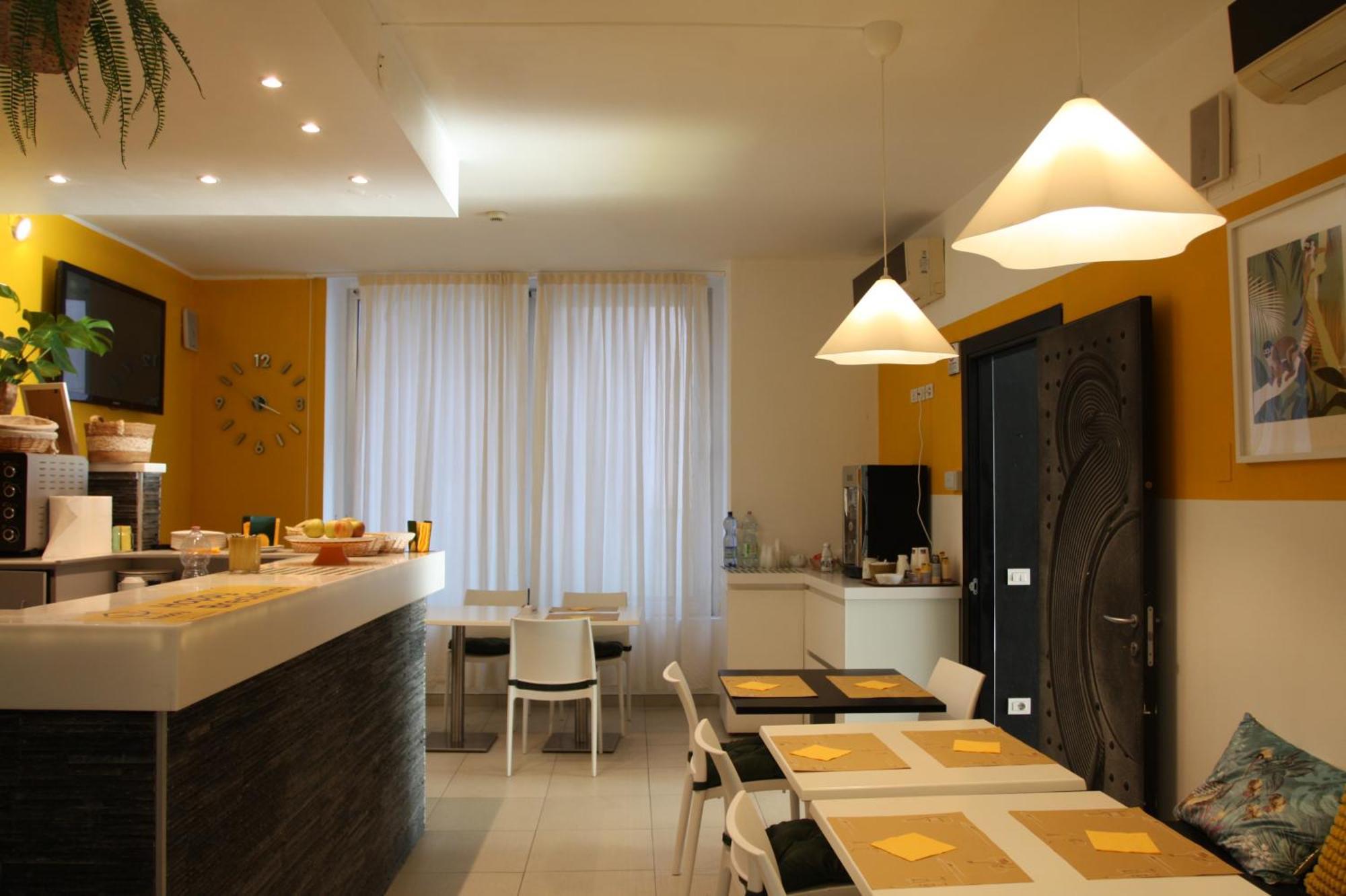 Happy Hotel Atelier Gardone Riviera Centro & Beach 외부 사진