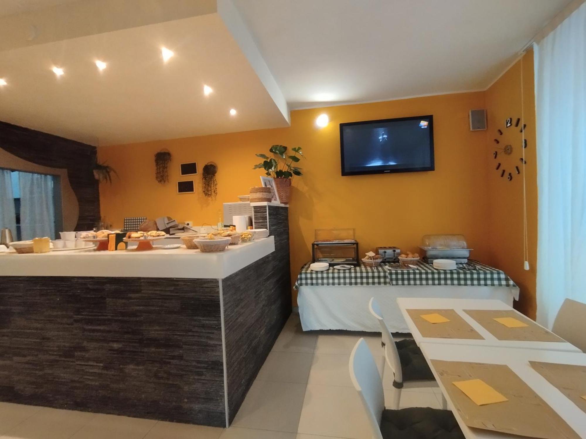 Happy Hotel Atelier Gardone Riviera Centro & Beach 외부 사진